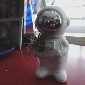 Meet your Posher, Jc